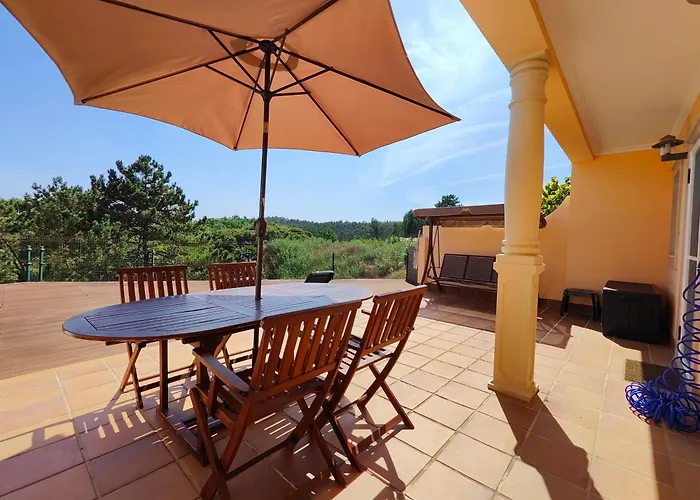 Limoeiro Villa Salir de Porto